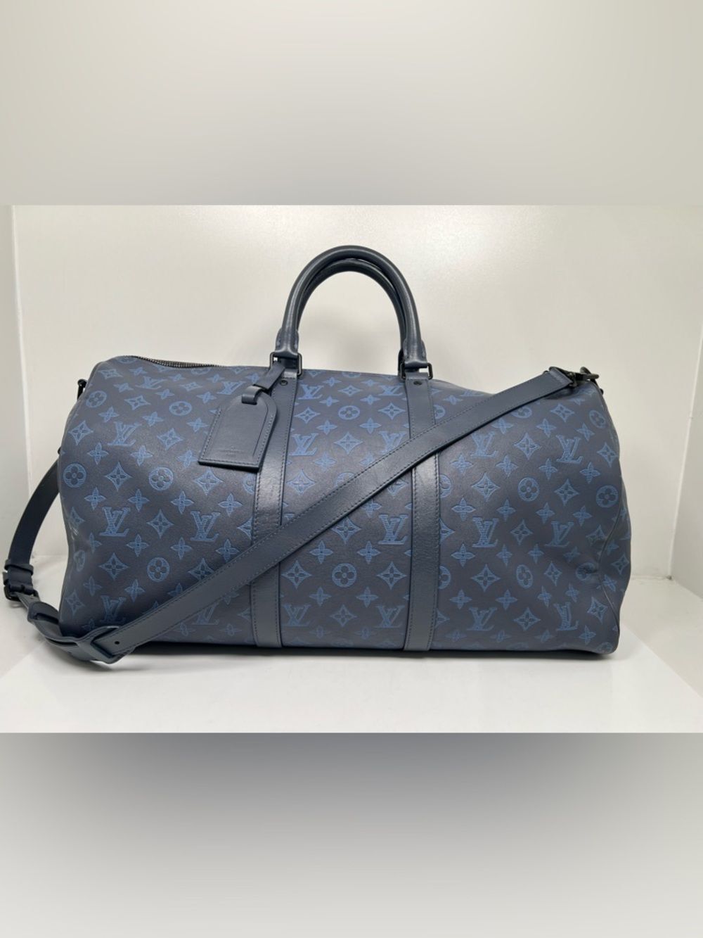 Louis Vuitton Keepall Bandouliere 50 Giant Monogram Shadow Blue Travel Bag Leath